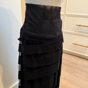 Marie Saint Pierre Black tiered fabric skirt